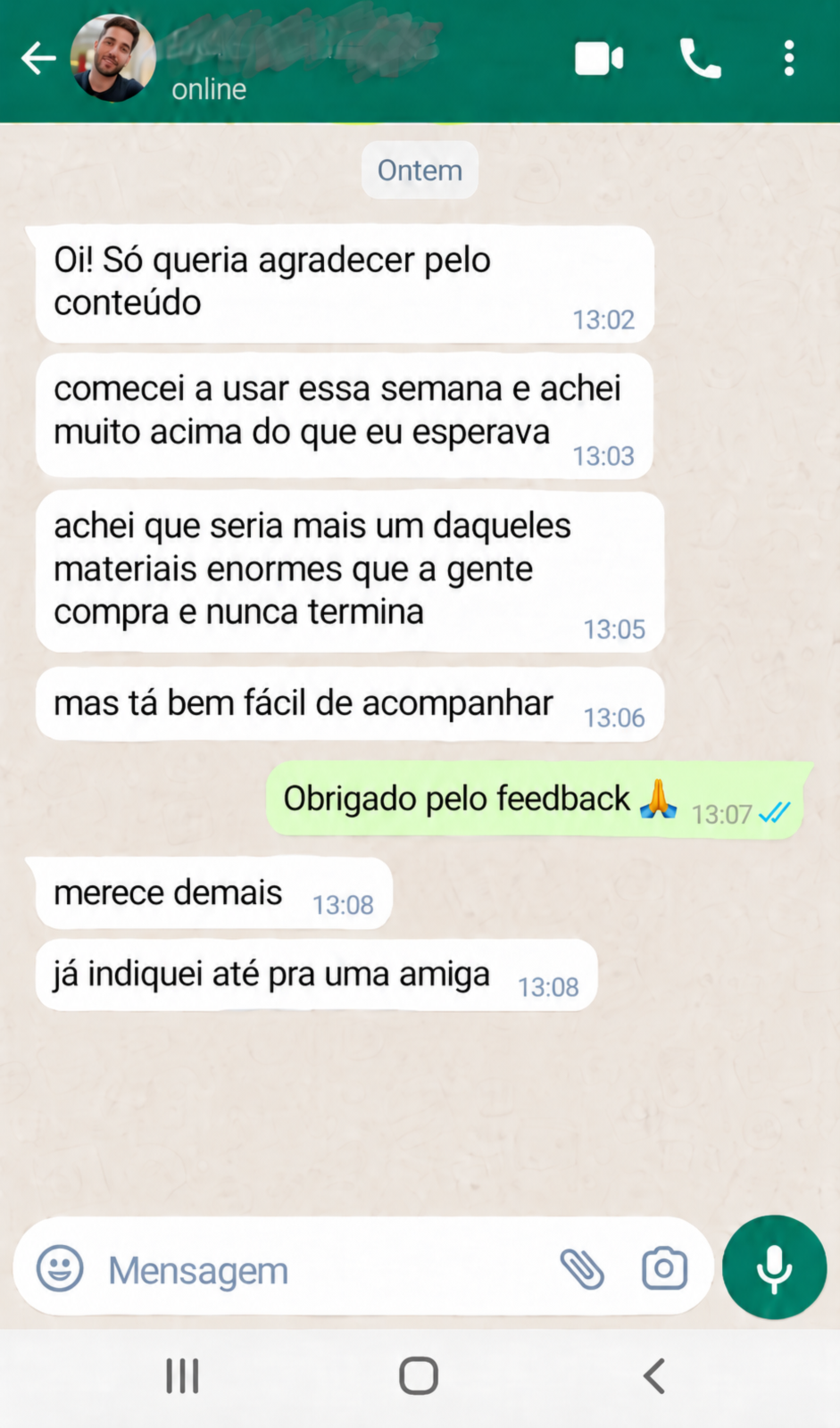 Feedback de aluno: o material superou as expectativas e é fácil de acompanhar.